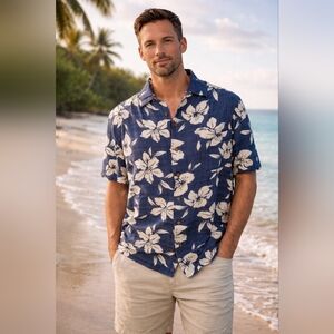 #1125 Planks Hawaaian Print Short Sleeve Button Up sz m